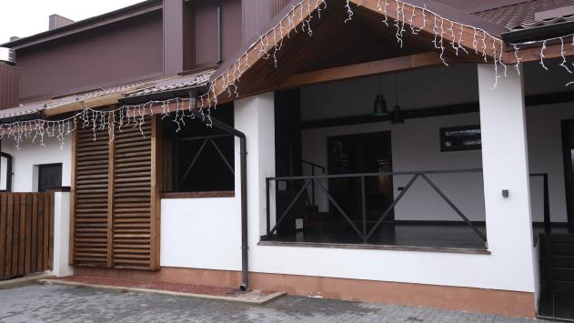 bathhouse